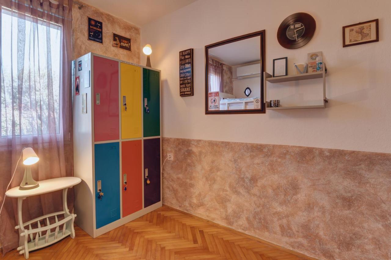 Q Podgorica Beds,Rooms And More מראה חיצוני תמונה